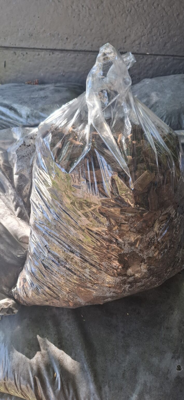 1000360359-scaled.jpg Bark Mulch Bag 30dm