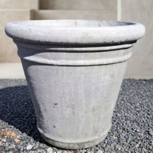 Heritage Double-Rib Urn Pot